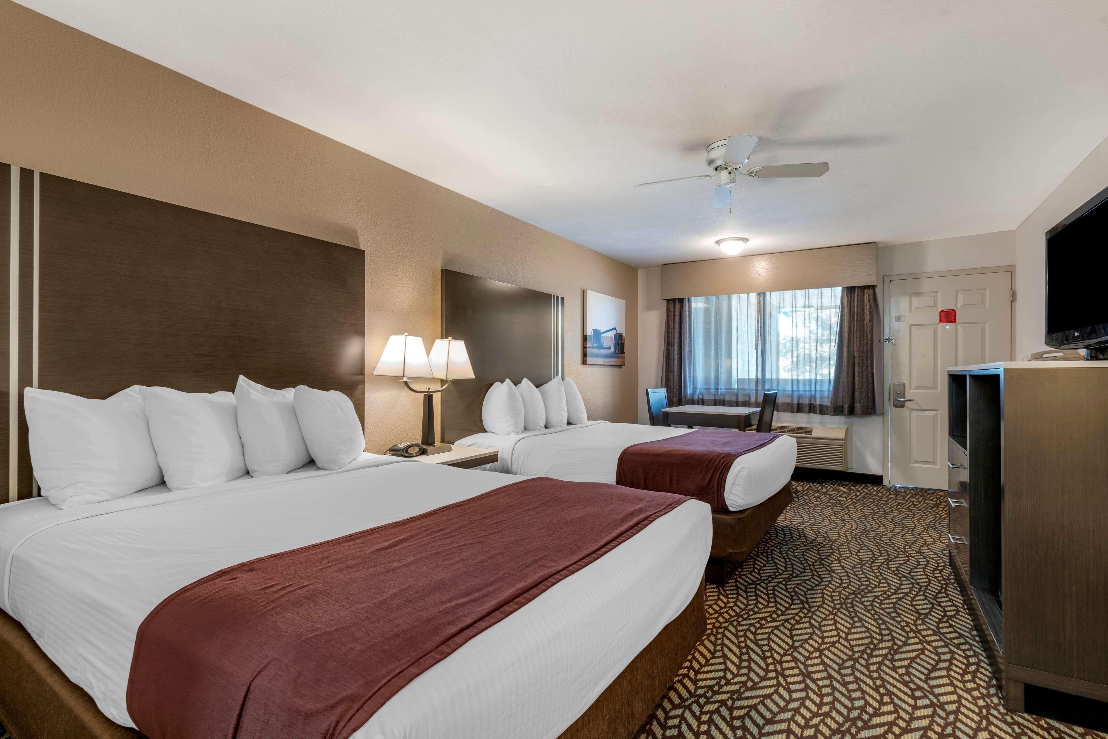Best Western Orchard Inn Turlock Exterior photo