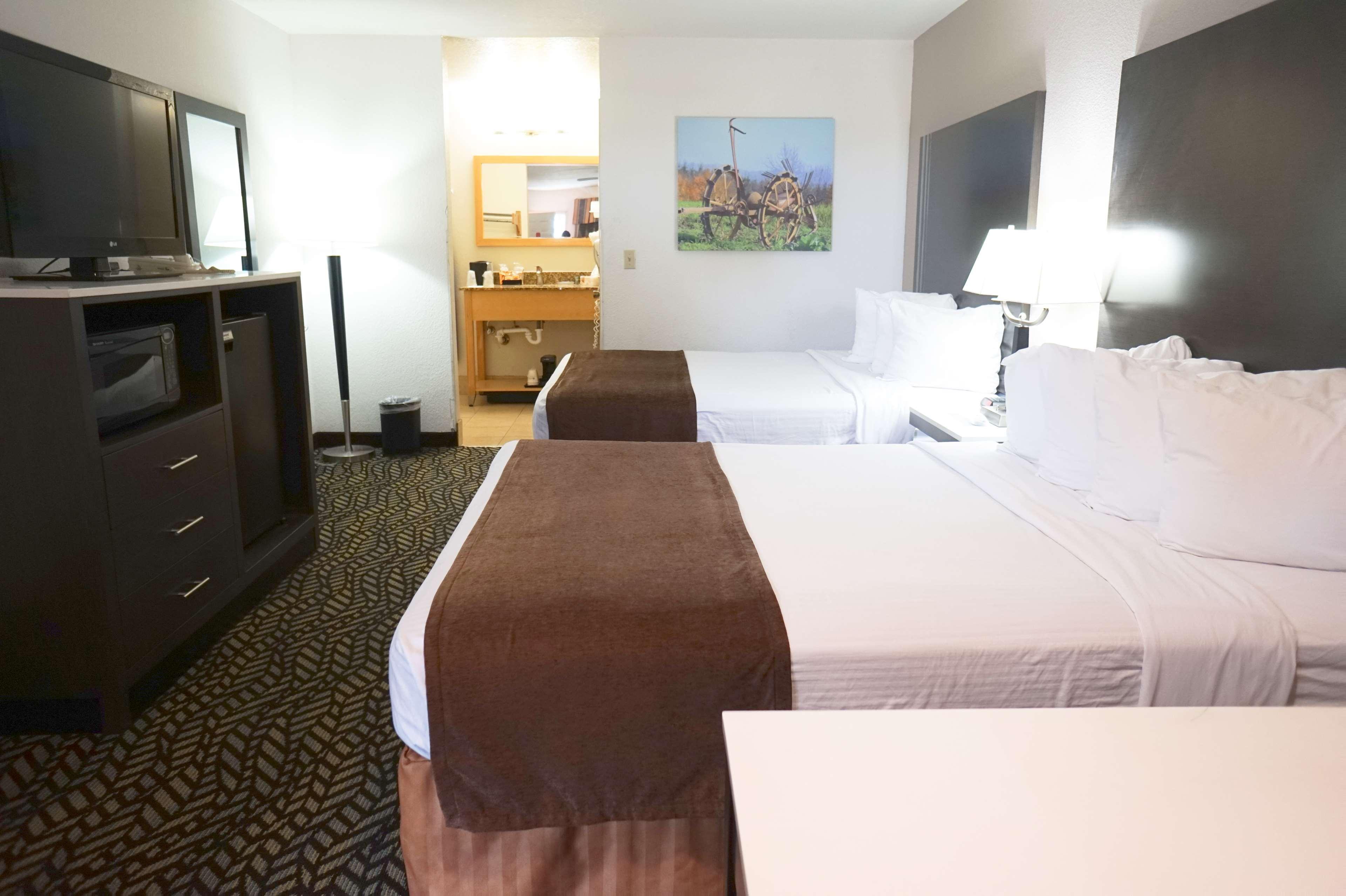 Best Western Orchard Inn Turlock Exterior photo
